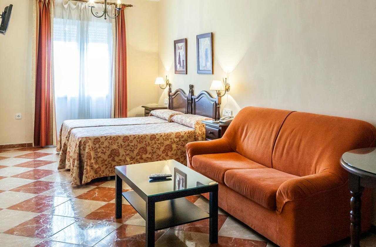 Hotel El Molino Osuna Bagian luar foto