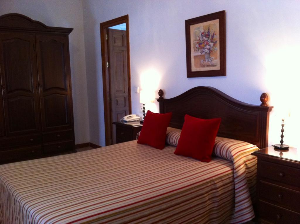 Hotel El Molino Osuna Bagian luar foto