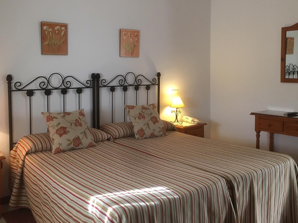 Hotel El Molino Osuna Bagian luar foto